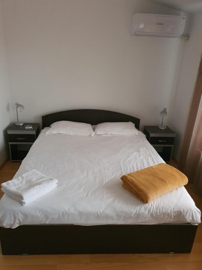 Lotca Fermecata - Lotka Fermecata Hotell Cazasu Eksteriør bilde