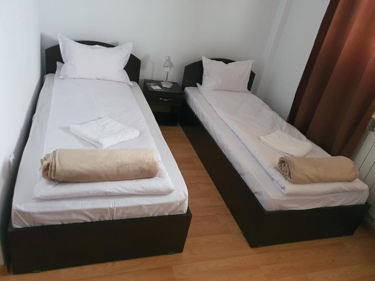 Lotca Fermecata - Lotka Fermecata Hotell Cazasu Eksteriør bilde